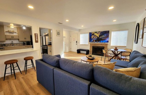 Sherwood Forest and Thistle Development Casa | Modern Disney Retreat with Spacious Backyard Oasis