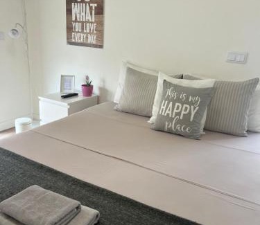 Palhais Casa | Modern Double Room with Private Balcony