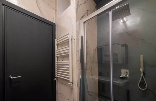 Quartiere XIII Aurelio Apartamento | Modern downtown apartment with panoramic view of St. Peter's dome