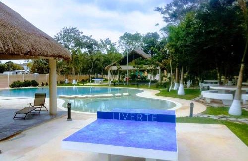 Jacinto Pat Apartamento | Modern, Downtown Apartment, 2BR, 2BTH, with pool