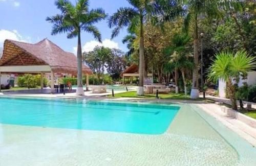 Jacinto Pat Apartamento | Modern, Downtown Apartment, 2BR, 2BTH, with pool