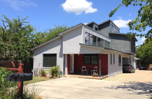 Chestnut Casa | Centro de lujo moderno Austin - Ideal para grupos grandes (Casa Moderna 1)