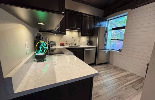 Salem Apartamento | Modern Downtown Salem Retreat