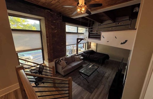 Salem Apartamento | Modern Downtown Salem Retreat
