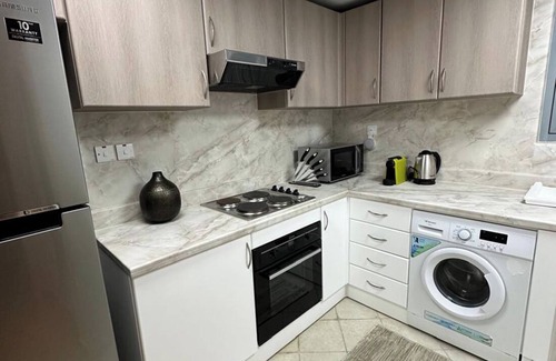 Jumeirah Lake Towers Apartamento | Modern Dubai Marina Apartment near Metro