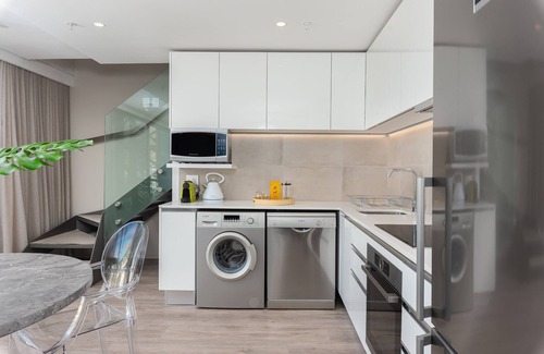 Bo'Kaap Apartamento | Modern Duplex Apartment | Views | Space | Balcony