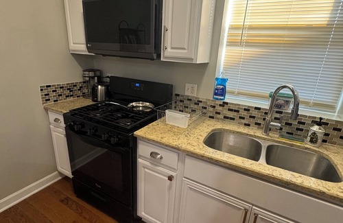 Woodlawn Condominio | Modern Duplex-Obama & University Chicago Area 3BR, 2.5Bath. Enjoy entire unit.