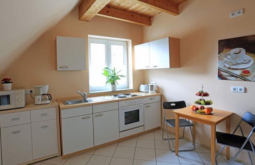 Muhlbach Apartamento | Moderno apartamento amueblado con patio para quedarse.