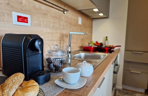 Wurflach Apartamento | Modern Eingerichtetes Chalet mit Terrasse