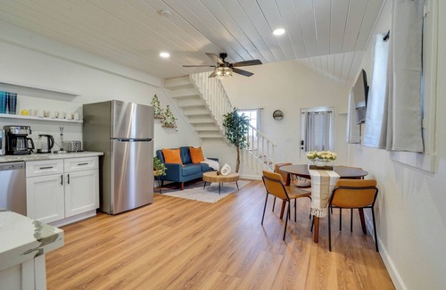 Upland Casa | Modern Elegance: Fully Remodeled Guest House Oasis
