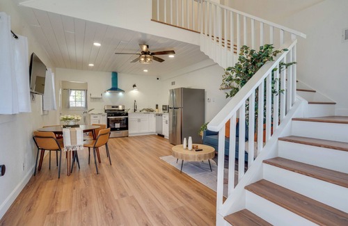 Upland Casa | Modern Elegance: Fully Remodeled Guest House Oasis