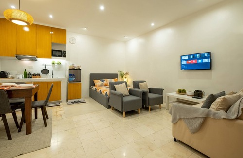Culiat Casa | Modern Elegance Meets Urban Comfort: Spacious 3 Bedroom Townhouse in Quezon City