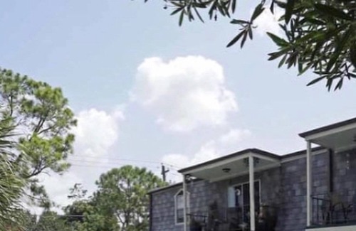 Lazybrook/Timbergrove Apartamento | Modern Entire rental unit 2BR Near Downtown Cozy Pool
