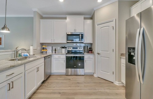 Pooler Casa | Modern Executive Townhouse