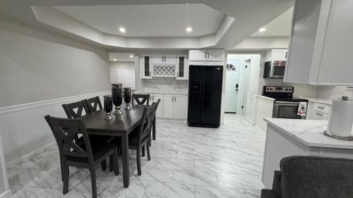 Sterling Heights Casa | Modern Family Home -3BR -High Speed Wi-Fi Comfort