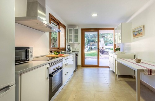 Mal Pas-Bon Aire Villa | Villa familiar moderna, aire acondicionado, piscina privada, a 5 minutos a pie de dos hermosas playas en Mal Pas, Alcudia.
