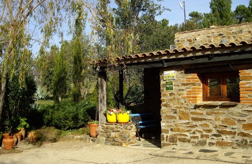La Acena de la Borrega Casa | Casa rural moderna en Valencia de Alcántara con piscina
