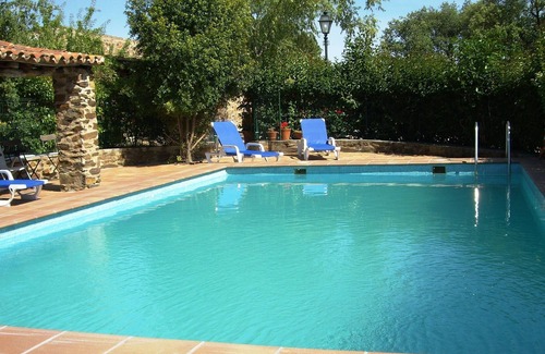 La Acena de la Borrega Casa | Casa rural moderna en Valencia de Alcántara con piscina
