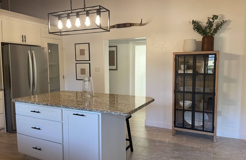 Braden River Casa | Modern farmhouse in the heart of UTC - Seclusion, yet close to everything!