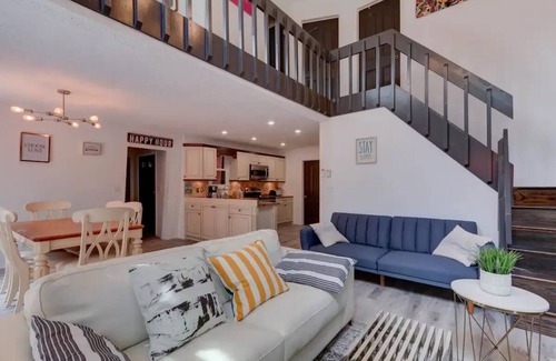 Pocono Pines Casa | Modern Farmhouse - Seen on HGTV
