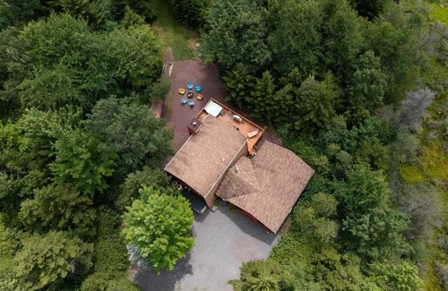 Pocono Pines Casa | Modern Farmhouse - Seen on HGTV