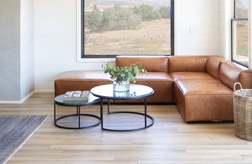 Lompoc Otro | Modern Farmhouse