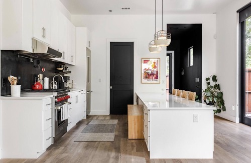Bouldin Casa | Marfa Modern- ¡Camina hasta el SOCO!