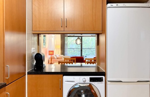Telheiro Apartamento | Apartamento moderno en complejo cerrado con piscina