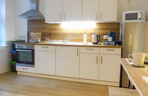 Aschersleben Apartamento | ※Modern Apartment, Queen, NETFLIX, Kitchen, Near AMEOS※