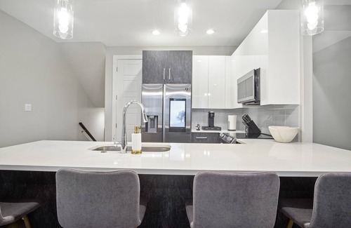Fort Worth Casa | Modern Fort Worth Townhome 2 bedroom 2.5 bath - Comfortable Stay
