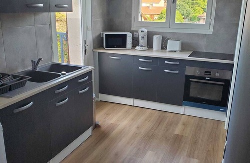 L'Isle-Jourdain Apartamento | Modern, fully-equipped apartment