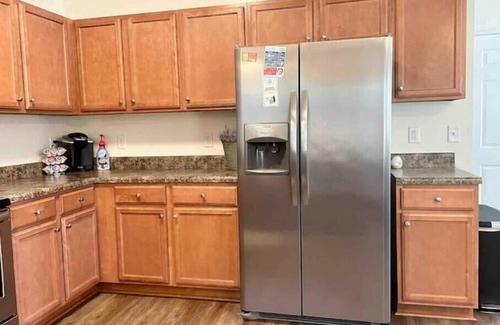 Westgate Casa | Modern Fun Home, w/ neighborhood pool. Close to restaurants and shopping!