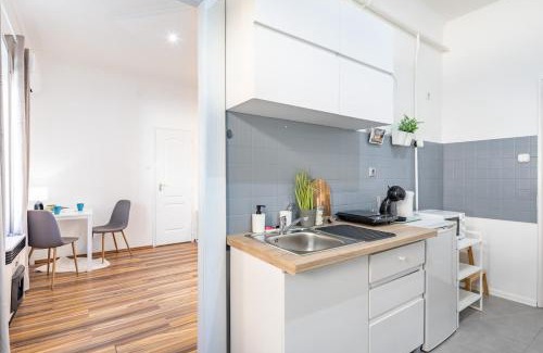 Belso-Ferencvaros Apartamento | Modern & Functional Comfort With AC by NW