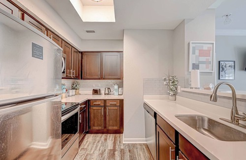 Texas Medical Center Apartamento | Modern Furnished Apartment in Houston with Parking and Fast Wi-Fi
