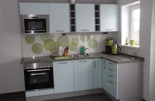 Damnatz Apartamento | Moderno apartamento amueblado justo en el Elberadweg