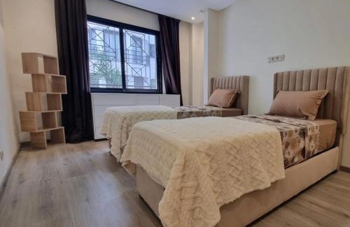 Ain Diab Apartamento | Modern gated apartment 2 bedroom 2 baths Beachside with pool