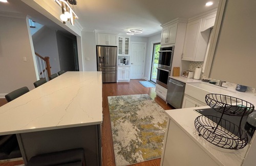 Poughkeepsie Casa | Modern Getaway Retreat House on 2 Acres