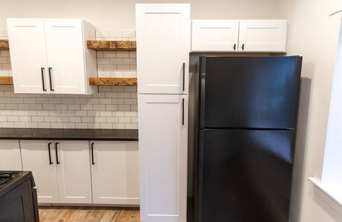 Draper Casa | Modern guest suite, central location in SLC valley