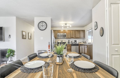 Central Colorado Springs Casa | Modern Haven 2