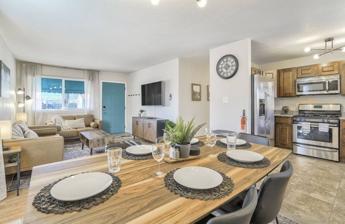 Central Colorado Springs Casa | Modern Haven 2