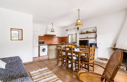 El Palmar Casa | Moderna casa de vacaciones "El Madroño" con piscina