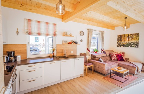 Sankt Georgen am Reith Apartamento | Modern holiday apartment (85 sqm) with sun terrace and carport