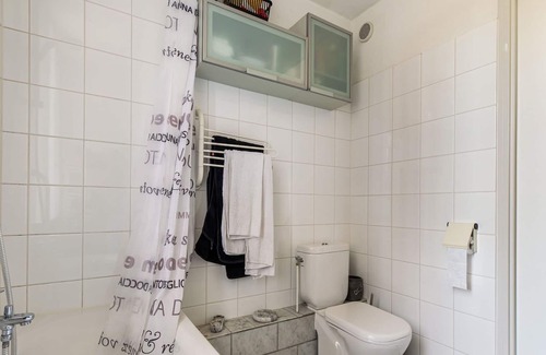 Monnickendam Casa | Moderna vivienda familiar cerca de Ámsterdam, jardín soleado, ideal para los más pequeños.
