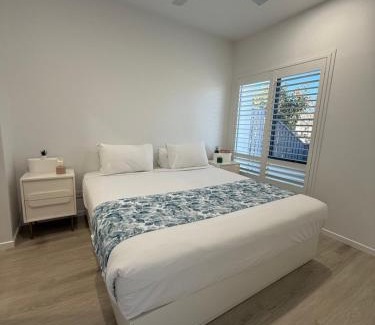 Birtinya Casa | Modern Holiday Home Prime Birtinya Location Near Hospitals and Beaches