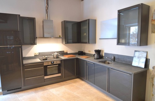 Senzeille Casa | Moderna Casa de vacaciones en Senzeille con vistas al jardín