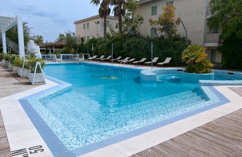 Marina di Vasto Casa | Modern Holiday Home in Vasto with Private Terrace