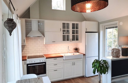 Grodinge Casa | Modern holiday home with internet near the sea and on the doorstep of Stockholm