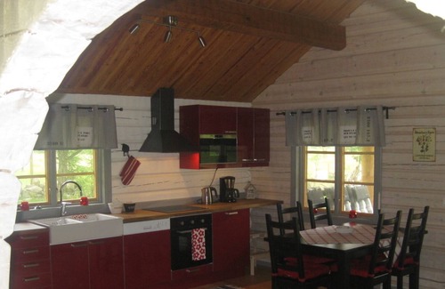 Ryd Casa | Modern holiday home with sauna, hot tub for bathing and trout pond in Småland
