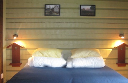 Ryd Casa | Modern holiday home with sauna, hot tub for bathing and trout pond in Småland