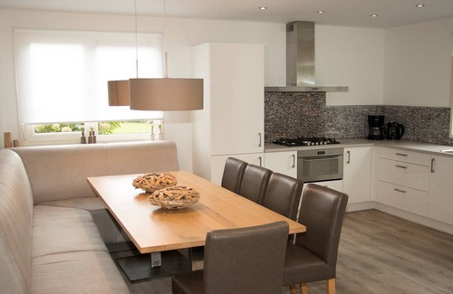 West-Graftdijk Villa | Casa de vacaciones moderna con sauna